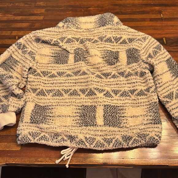 Aztec Billabong Sherpa soft Pullover - Picture 5 of 5